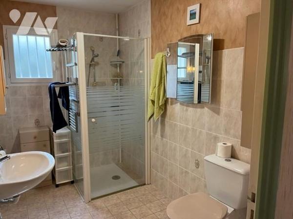 Maison de 1999 avec 2 chambres au RDC 