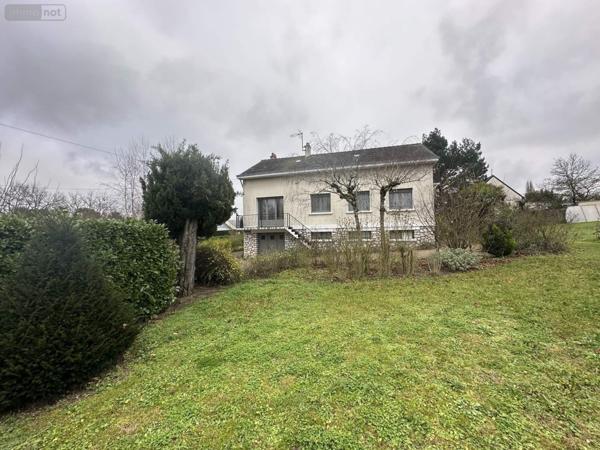 Maison à vendre à Longué-Jumelles dans le Maine-et-Loire (49160), ref : 49046/802