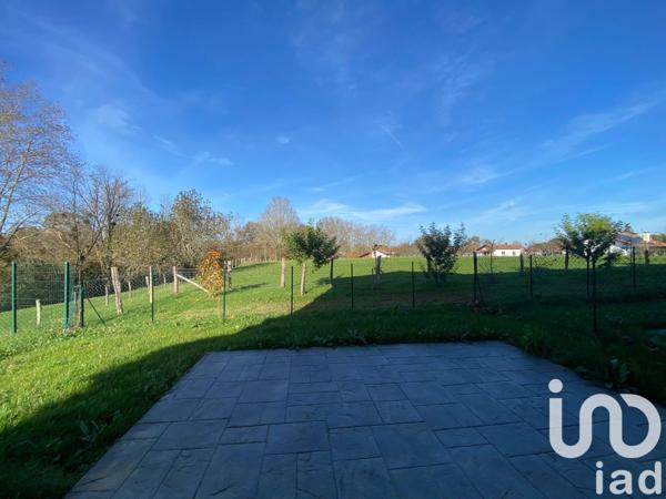 Pavillon 4 pièces de 93 m² à Ustaritz (64480)