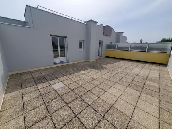 BEAUJOIRE - T3 AVEC SUBLIME TERRASSE AU DERNIER ETAGE Nantes