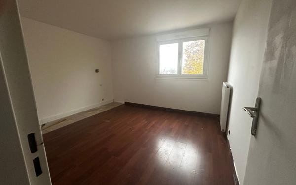 Appartement à louer    3 pièces •  Saint-Ouen-l'Aumône