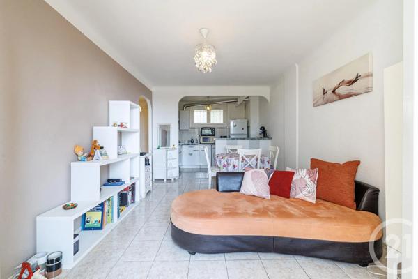 Appartement F3 à vendre  3 pièces - 56,86 m 2   NICE  - 06