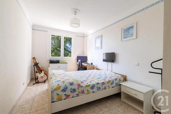 Appartement F3 à vendre  3 pièces - 56,86 m 2   NICE  - 06