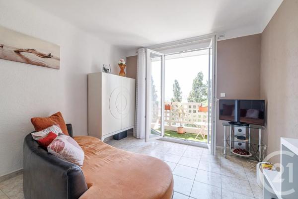 Appartement F3 à vendre  3 pièces - 56,86 m 2   NICE  - 06