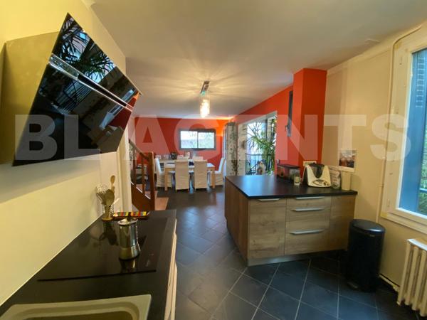 Maison de ville 170 m² – Quartier Saint-Pavin – Jardin & Garage