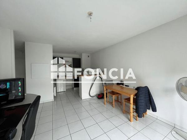 Location Appartement 2 pièces 39.9 m² - 117 A 125 BIS RUE DE LA VENDEE Cholet 49300