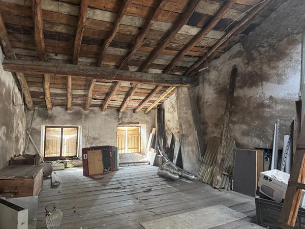 Immeuble à Varilhes 220 m2 à rénover