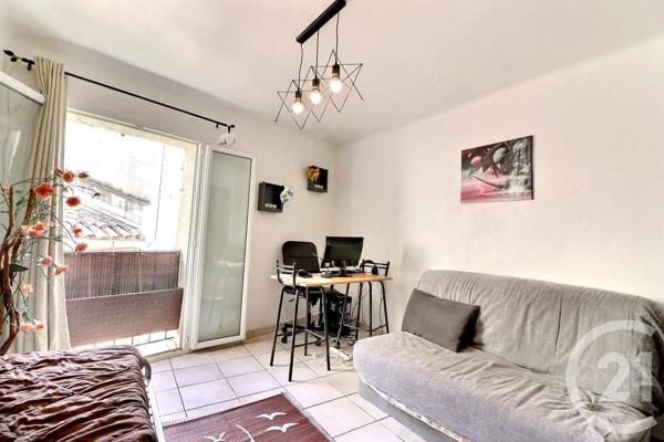 Appartement F1 à vendre  1 pièce - 21,80 m 2   MANDELIEU LA NAPOULE  - 06