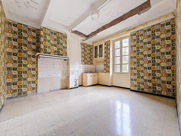 Superbe maison de maître à fort potentiel au cœur de Graissessac !