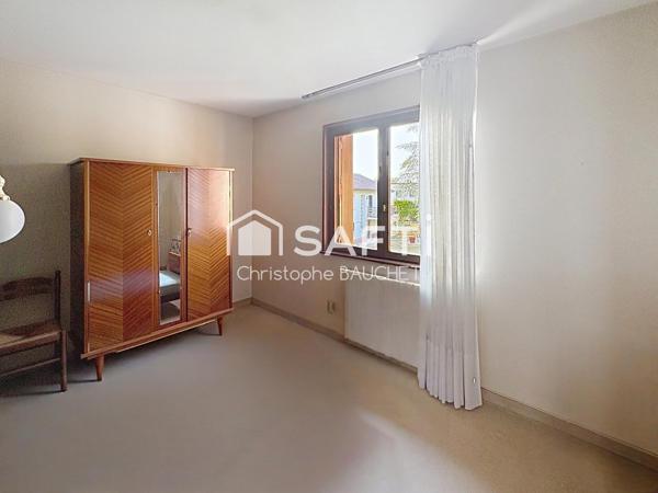 Maison familiale à rafraîchir à Bourg en Bresse