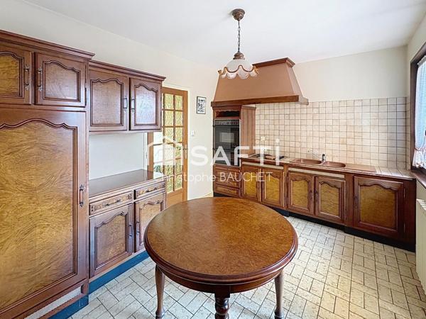 Maison familiale à rafraîchir à Bourg en Bresse