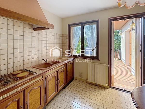 Maison familiale à rafraîchir à Bourg en Bresse