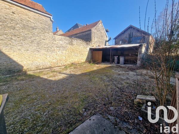 Maison de village 3 pièces de 75 m² à Chassignelles (89160)