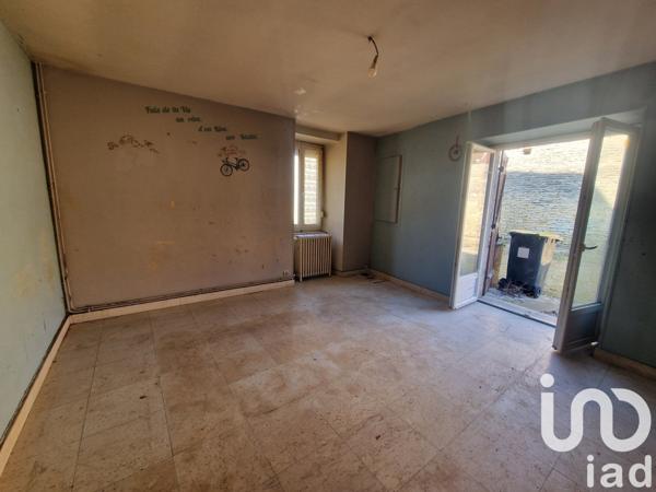 Maison de village 3 pièces de 75 m² à Chassignelles (89160)