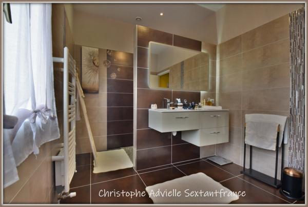 Bergerac centre, maison de plain pied 2 chambres, superbe espace piscine