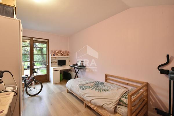 Maison à vendre à Garancières - 6 pièces, 4 chambres, bon état