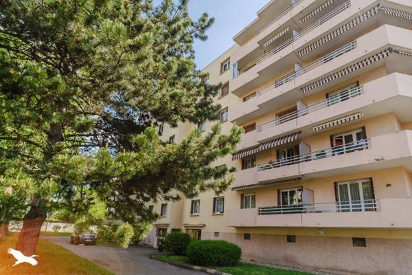Appartement à vendre |  Vaulx-en-Velin |  4 pièces | 81 m²