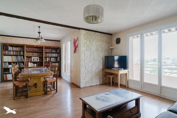 Appartement à vendre |  Vaulx-en-Velin |  4 pièces | 81 m²