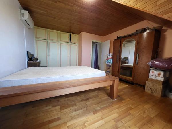 À VENDRE – GRANDE VILLA VUE OCÉAN À LA POSSESSION