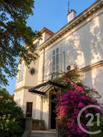 Maison à vendre  7 pièces - 280 m 2   CANNES  - 06