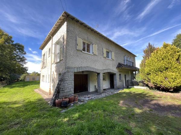 Maison à vendre |  Confolens |  10 pièces | 190,5 m²