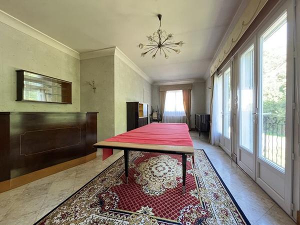 Maison à vendre |  Confolens |  10 pièces | 190,5 m²