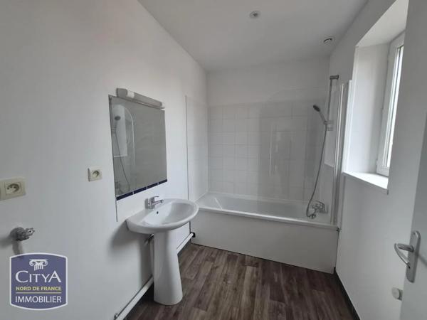 Appartement à louer 4 pièces 84.37m² Armentières (59280)