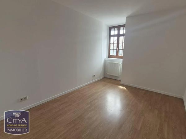 Appartement à louer 4 pièces 84.37m² Armentières (59280)