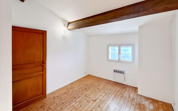 Maison à vendre    6 pièces •  Marseillan