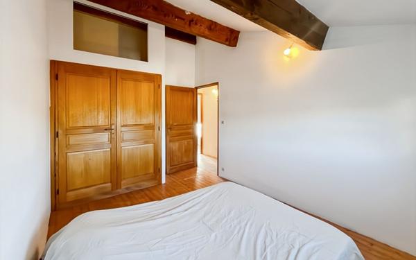 Maison à vendre    6 pièces •  Marseillan