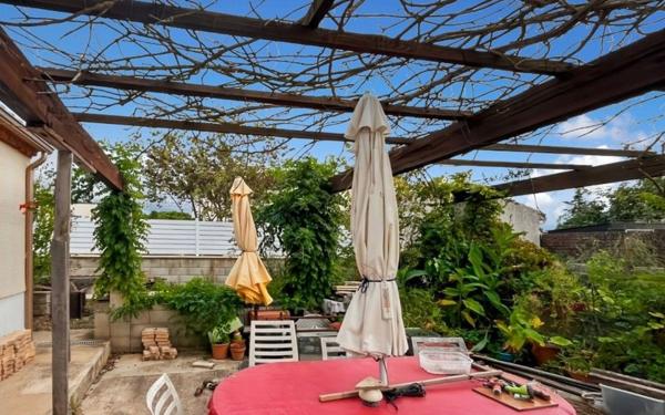 Maison à vendre    6 pièces •  Marseillan