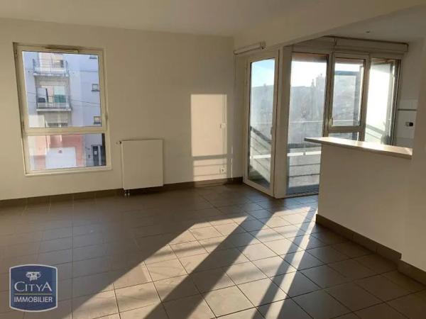 Appartement à louer 4 pièces 96.38m² Saint-Pierre-des-Corps (37700)