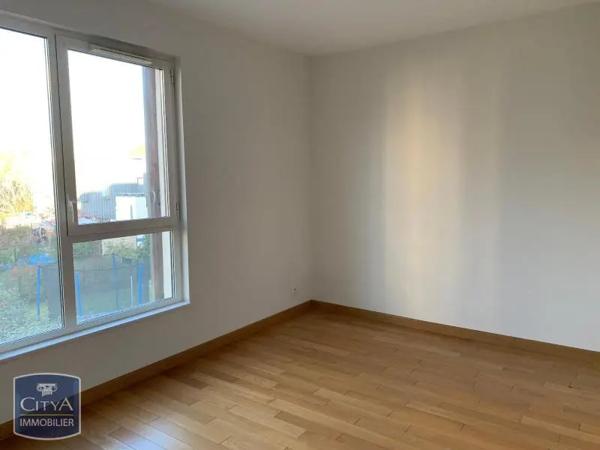 Appartement à louer 4 pièces 96.38m² Saint-Pierre-des-Corps (37700)
