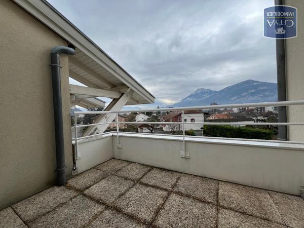 Appartement à louer 2 pièces 53.45m²