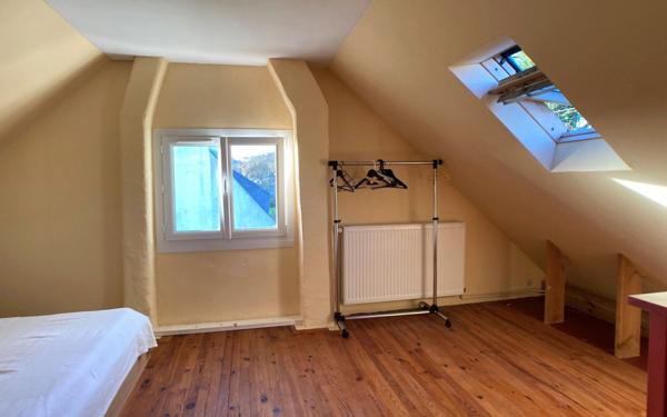 Maison à vendre    5 pièces •  Audierne