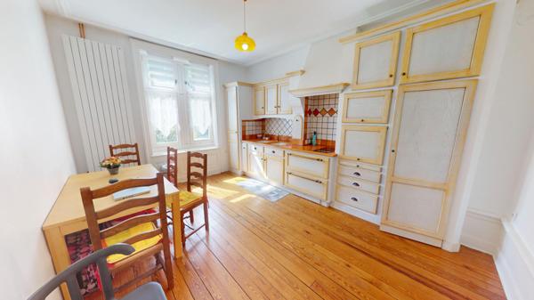 Maison rénovée de 197 m2 , idéal investisseur ou résidence principale
