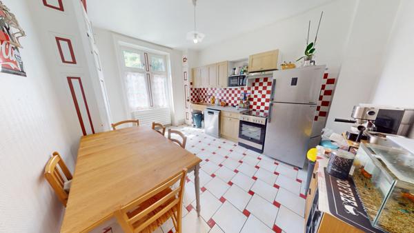Maison rénovée de 197 m2 , idéal investisseur ou résidence principale
