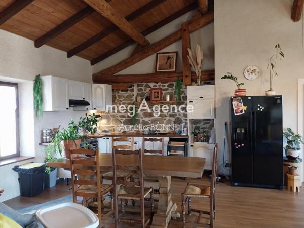 Maison à LEMPDES-SUR-ALLAGNON, 43410 - 11 pièces 275m²