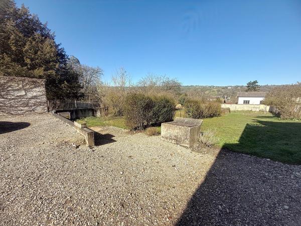 Maison avec sous sol complet