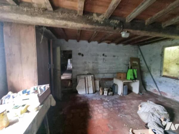 Ancien corps de ferme situé à LISBOURG