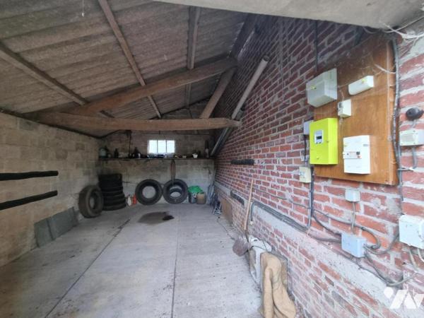 Ancien corps de ferme situé à LISBOURG