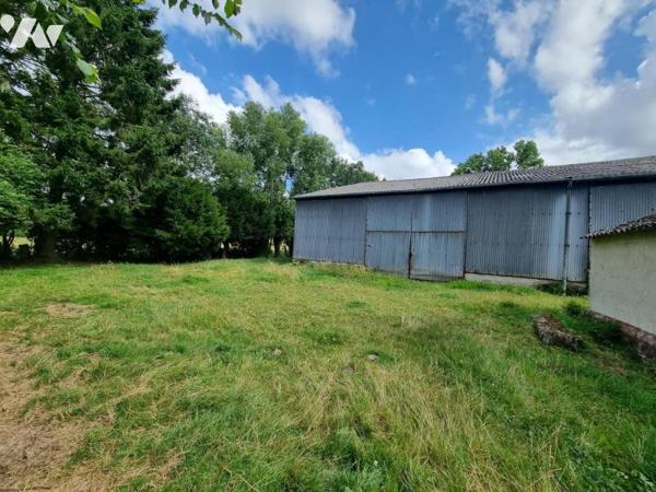 Ancien corps de ferme situé à LISBOURG