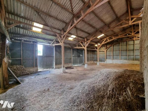 Ancien corps de ferme situé à LISBOURG