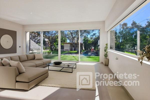 Maison moderne prête à emménager  prestations d'exception