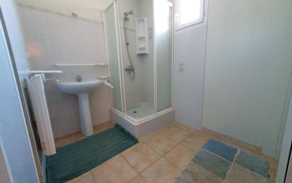 Maison à vendre    4 pièces •  Vias