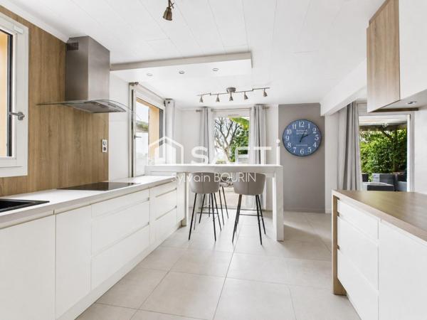 Jassans _ Maison 4 chambres avec vue dégagée
