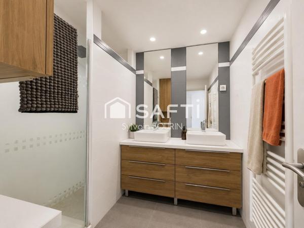 Jassans _ Maison 4 chambres avec vue dégagée