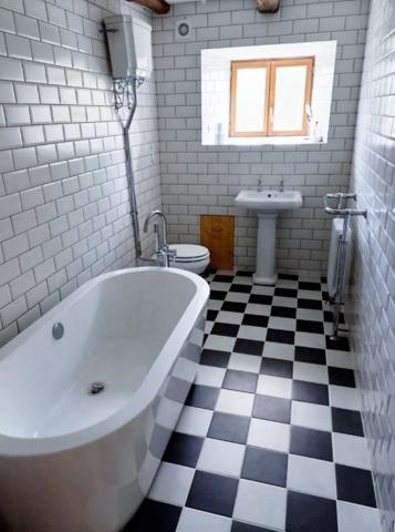 Jolie longère separée en deux maisons