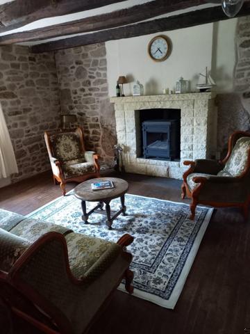 Jolie longère separée en deux maisons