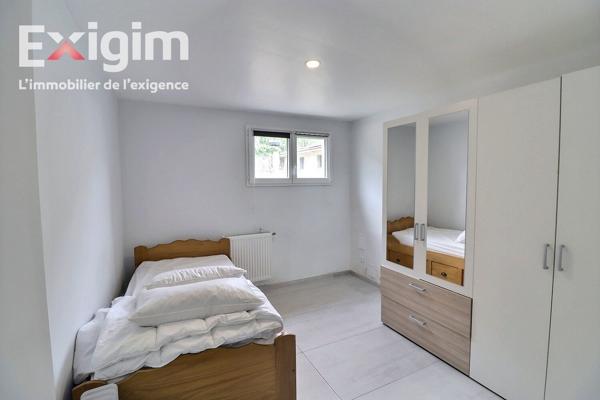 Appartement 4 pièces MEUBLE avec terrasse - TOURNON SUR RHONE